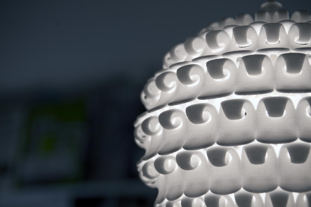 Cresco lamp, sintered surface detail